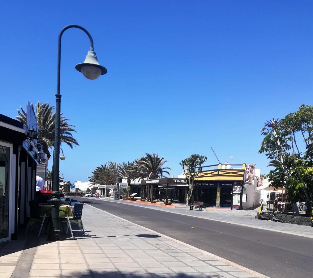Marina Beach-Apartamentos Tahiche Costa Teguise Eksteriør billede